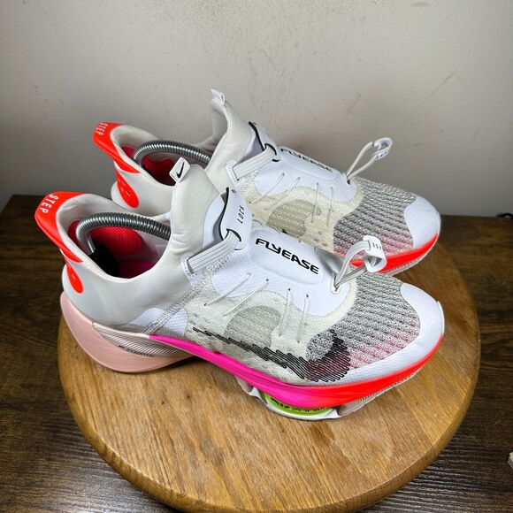 Nike Air Zoom Tempo Next% FlyEase Rawdacious Shoe Men's Size 10 Sample